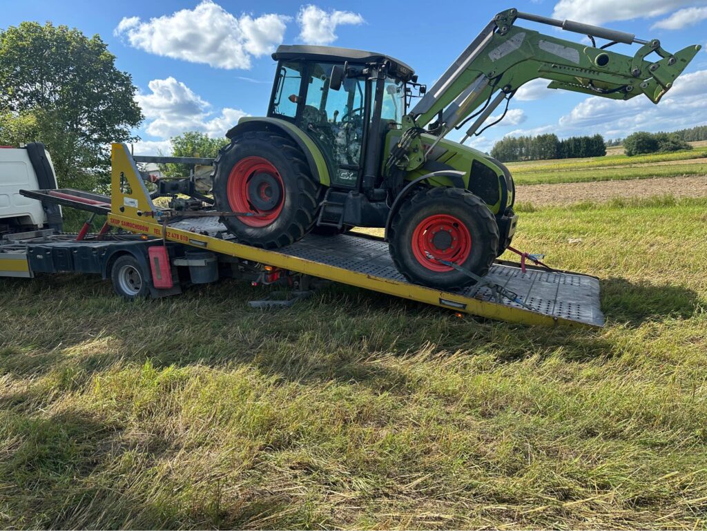 Pomoc drogowa dla ciągnika w Sokółce